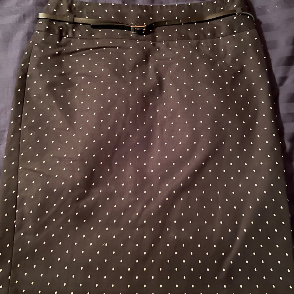 Liz Claiborne Black PolkaDot Pencil Skirt Size 4